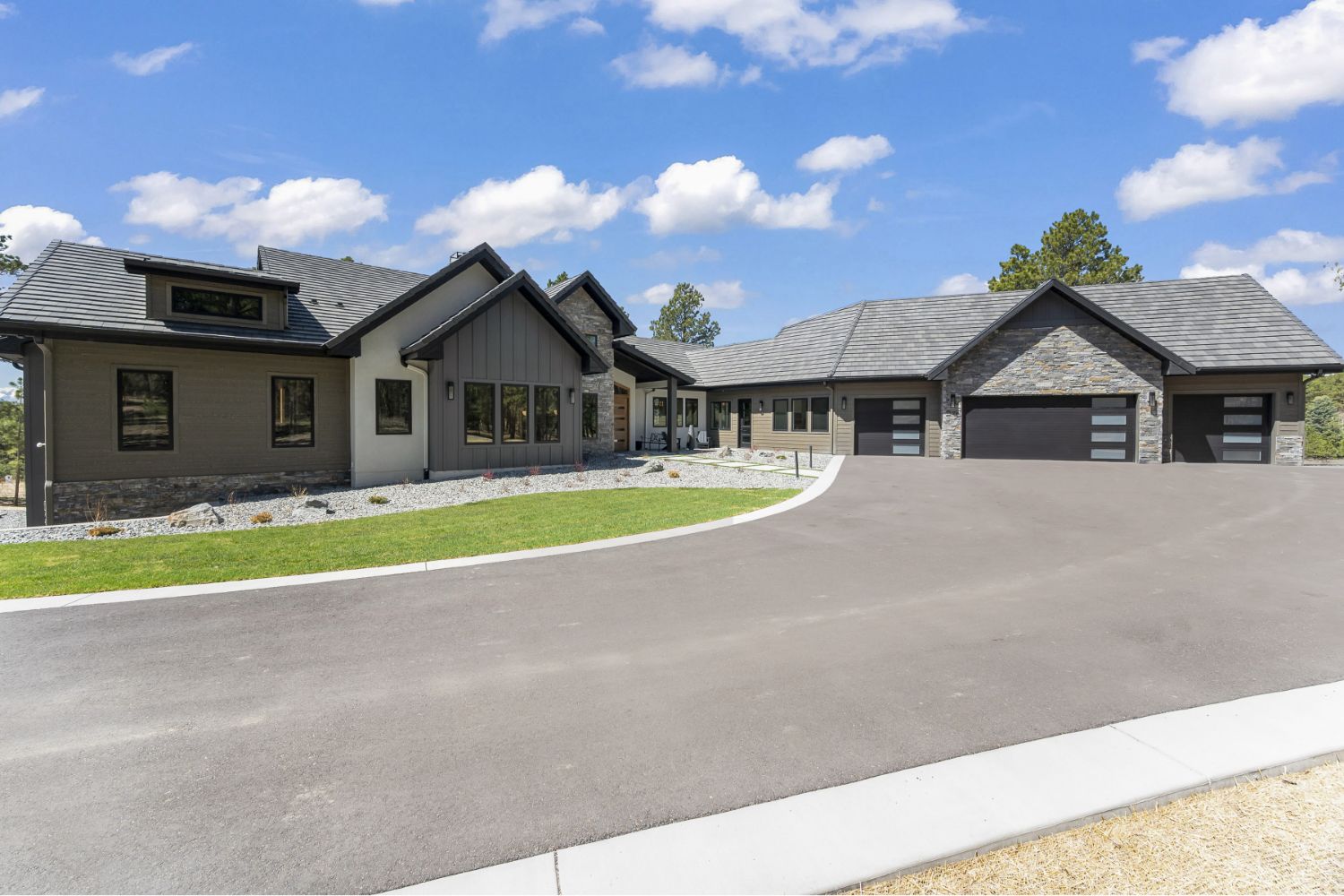 Model-Home-Alpine-Retreat-Exterior-3
